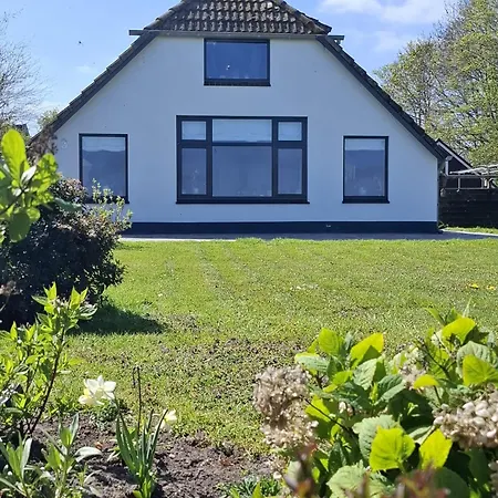 Villa In De *